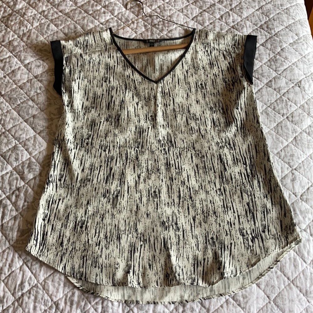Medium patterned express blouse